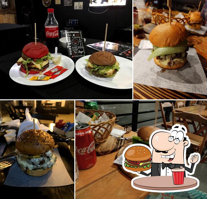 Delicie-se com um hambúrguer no Black Box Burger