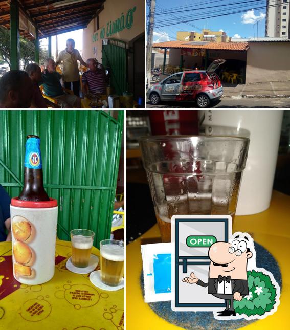 Esta é a imagem ilustrando exterior e bebida no Bar Do Limao