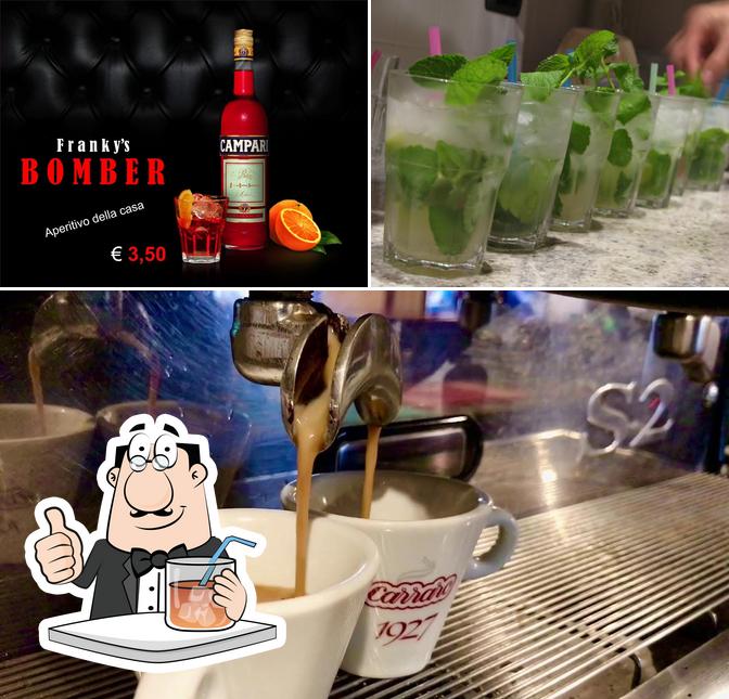 Prova un drink dal menu