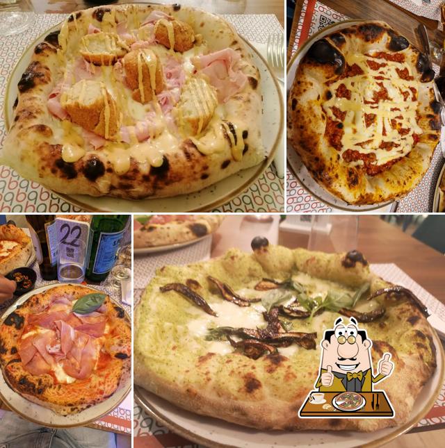 Order pizza at Quattro Braccia - Pizza Contemporanea
