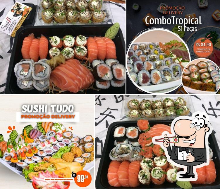 Rolos de sushi são oferecidos por Quentinhas da Dona Dora - (Delivery)