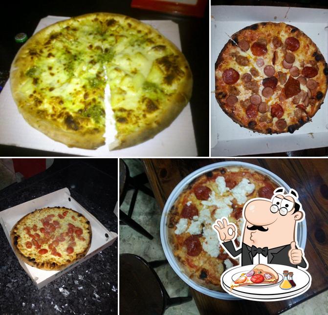 A Al Pizzellone, puoi provare una bella pizza