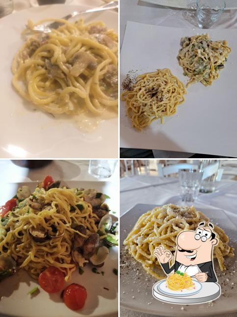 Spaghetti alla carbonara al Pizzeria La Locanda delle Noci