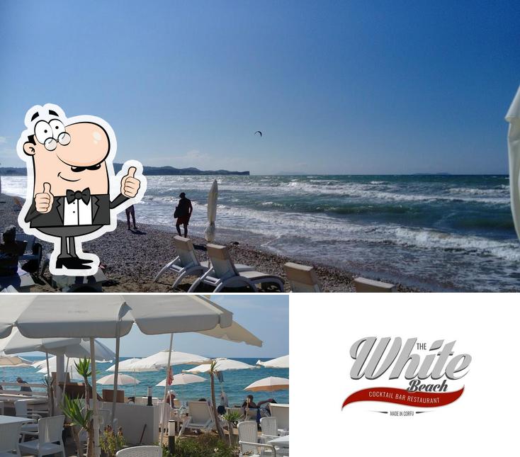 Aquí tienes una imagen de White Beach Bar