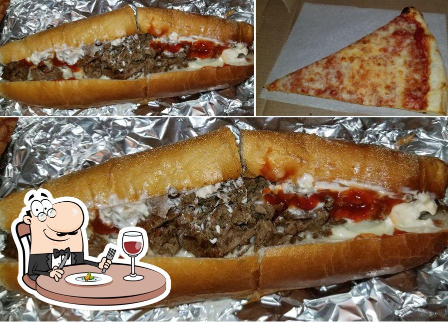 Colandrea Pizza King in Middletown Restaurant menu and reviews