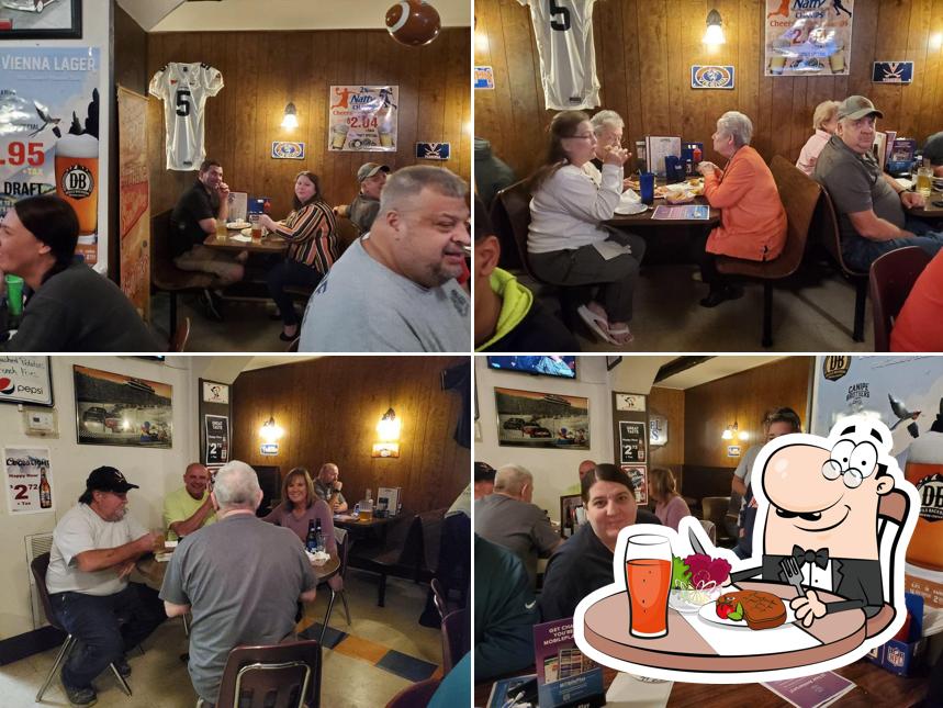 Canipe Brothers Bar & Grill in Charlottesville Restaurant reviews