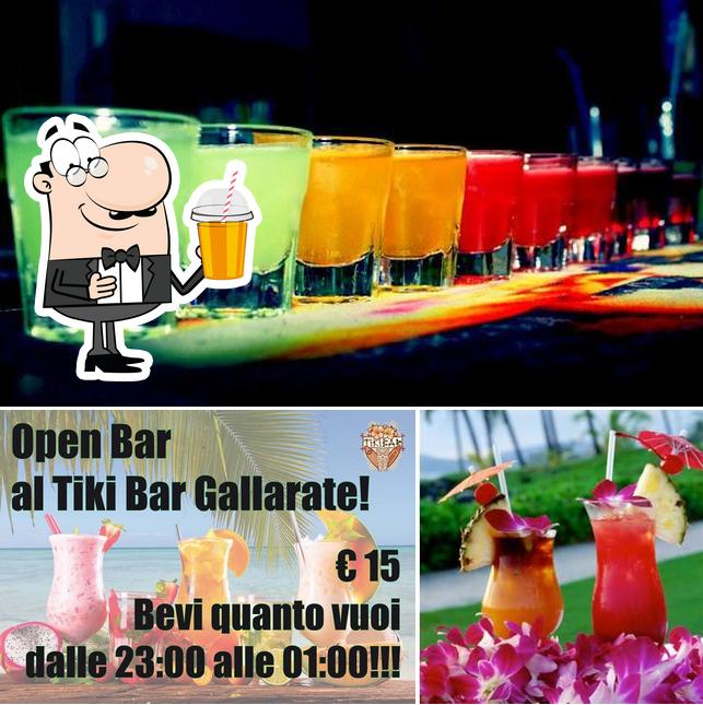 Goditi qualcosa da bere a Tiki Bar