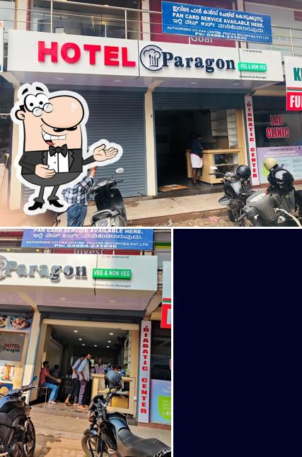 Look at the pic of Paragon Restaurant