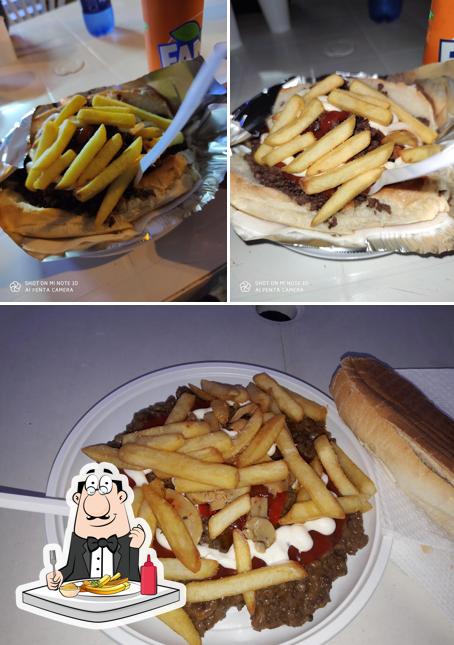 Assaggia un piatto di chips a Vincent's Food