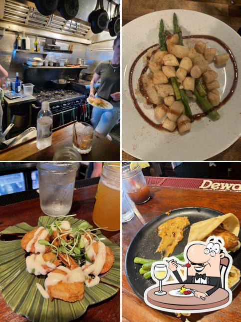 Son Of Skaliwags in Algoma Restaurant menu and reviews