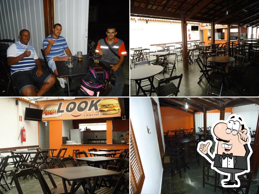 Veja imagens do interior do LOOK Lanches