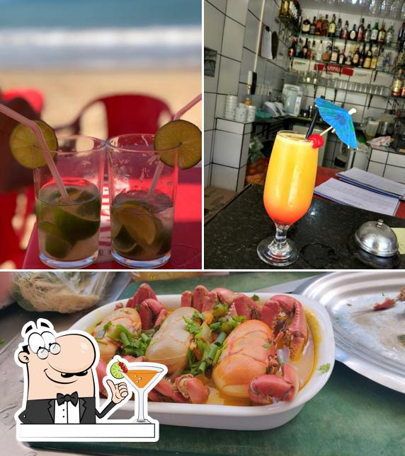 Esta é a ilustração mostrando bebida e comida no Satélite Beach