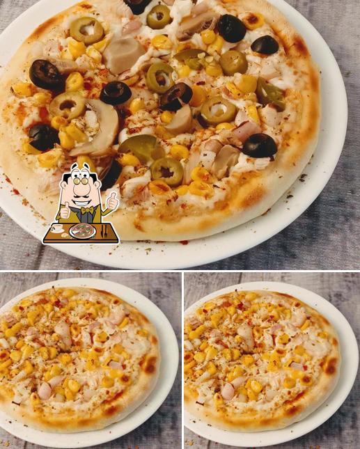 Get pizza at Food house