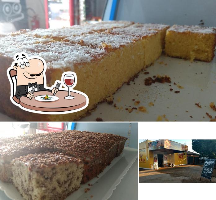 Entre diversos coisas, comida e interior podem ser encontrados no Esquina Do Pão