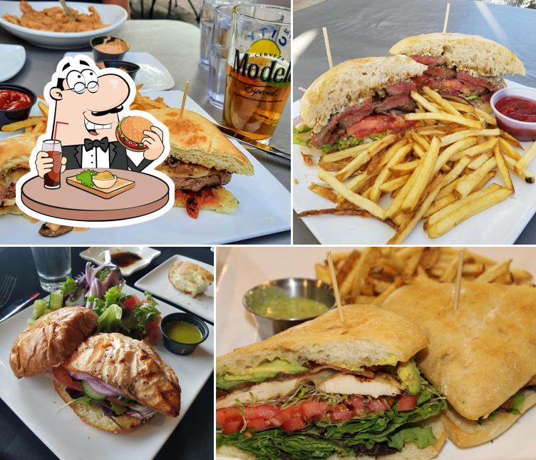 Noah's Bar & Bistro