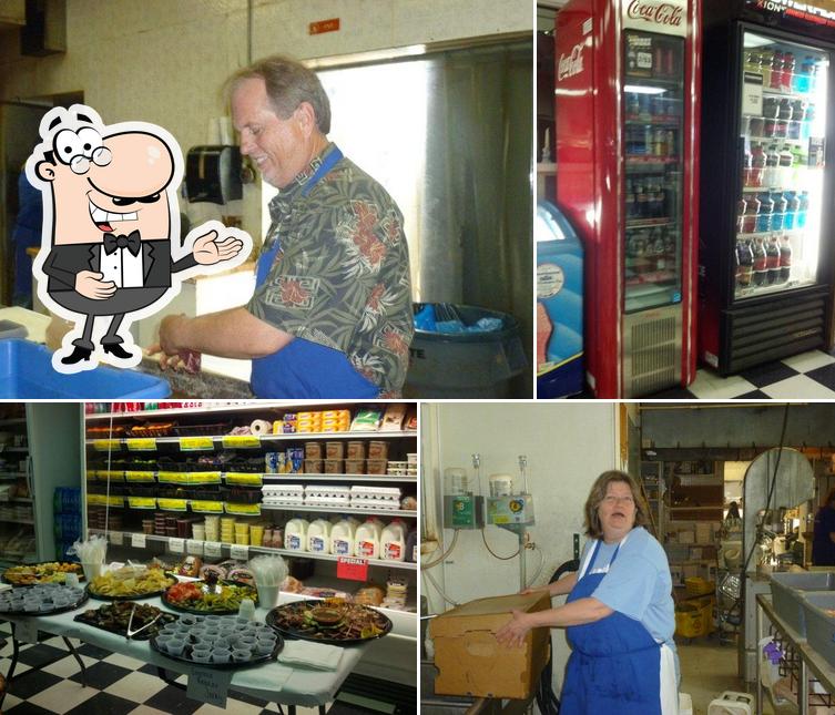 Kendall's Kountry Meat Market in Hobbs Restaurant menu and reviews