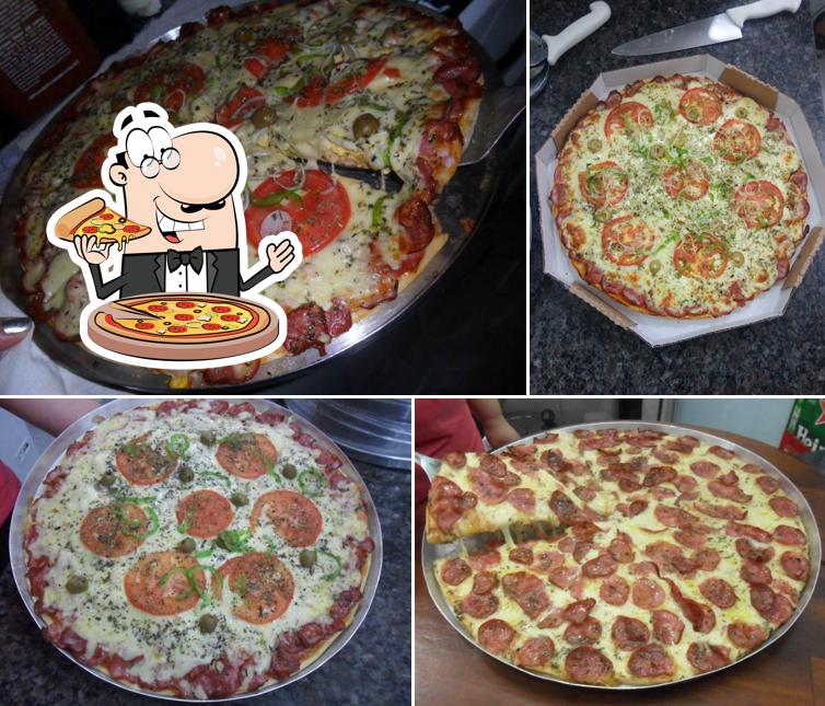 Peça diversos tipos de pizza