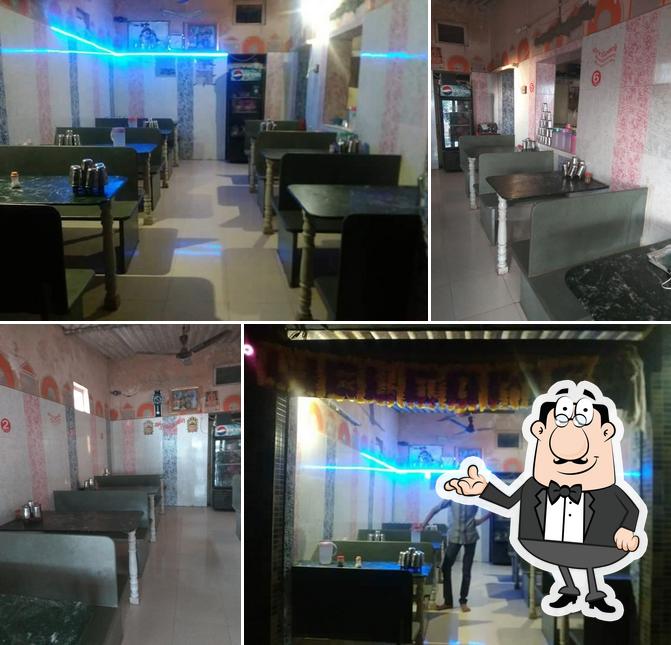 Chamunda Parotha House