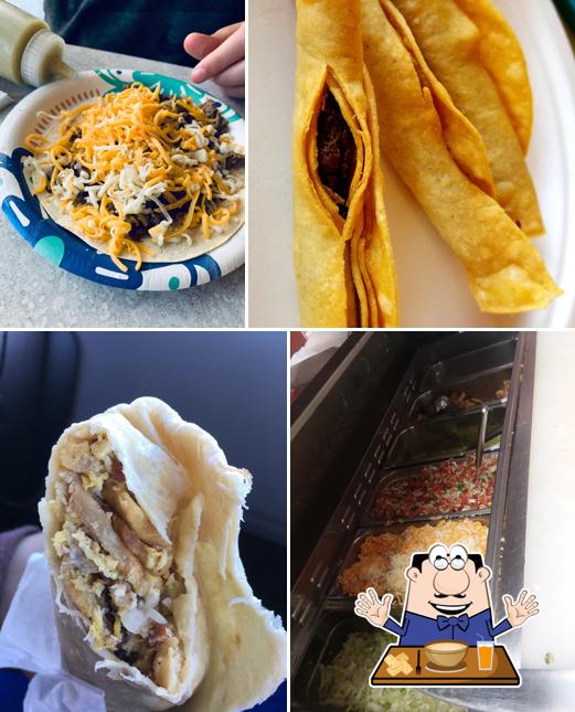 Papa Chevo's Taco Shop