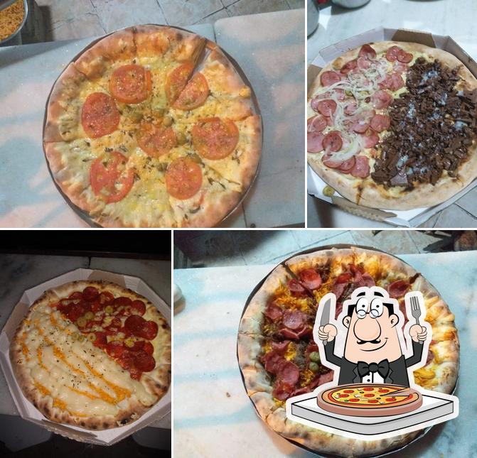 No Pizzaria Tropical Forno à Lenha, você pode provar pizza