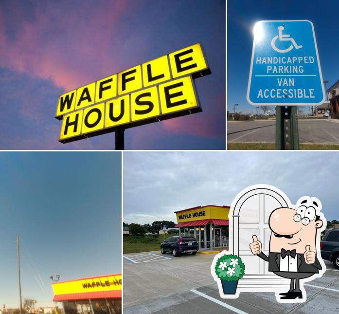 Waffle House, 645 S Veterans Pkwy in Moultrie Restaurant menu and reviews