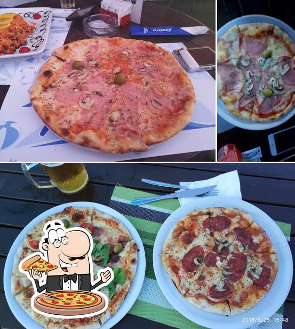 Probiert eine Pizza bei Azzuro Beach
