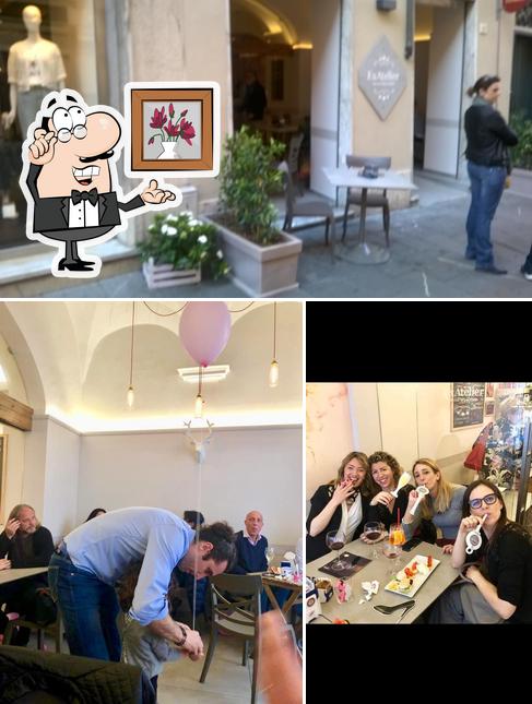 Gli interni di ExAtelier Social Wine Café