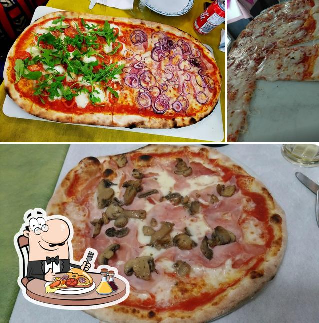 Prenditi una pizza a La Grotta Azzurra