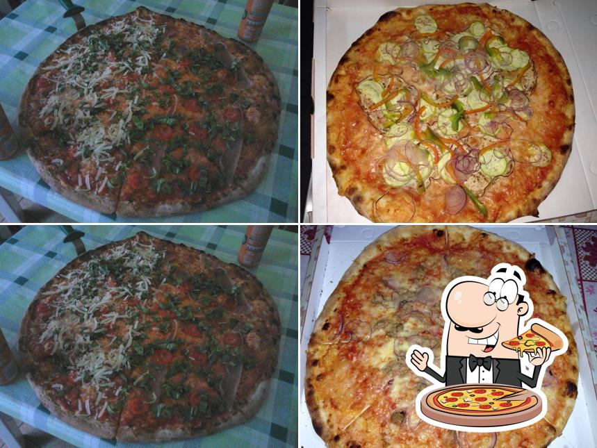 Ordina una pizza a L'angolo di Zio Eugenio