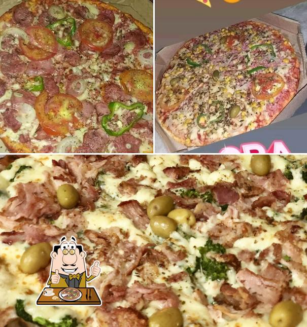 Peça diversos tipos de pizza