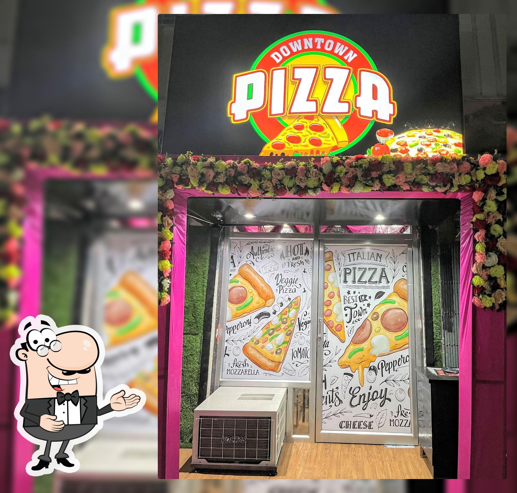 Downtown pizza