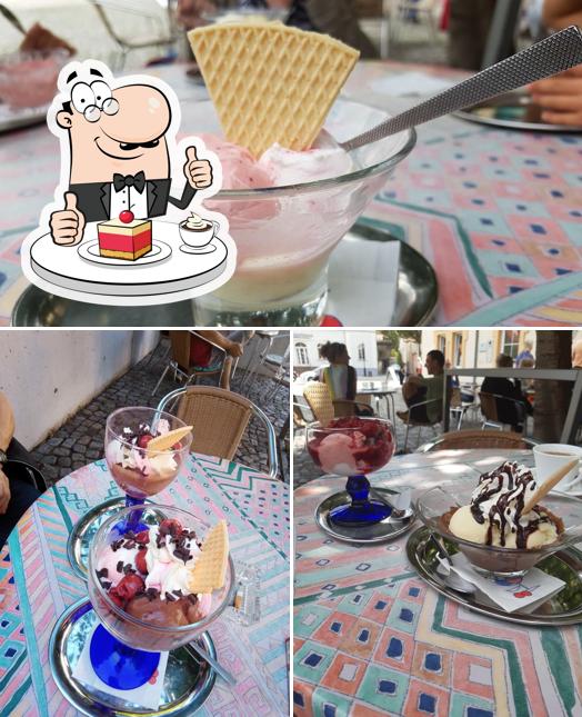 Eiscafé Milano serviert eine Auswahl von Süßspeisen