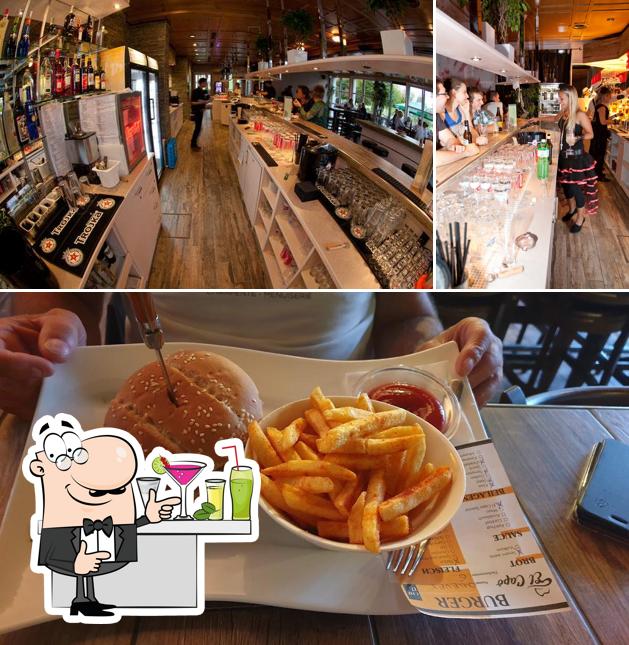 Parmi les différentes choses de la comptoir de bar et la burger, une personne peut trouver sur Garden Lounge & Bar