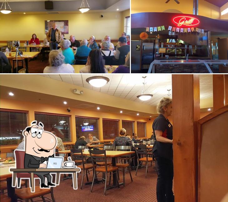 Check out how Izzy's Pizza & Buffet - Eugene looks inside