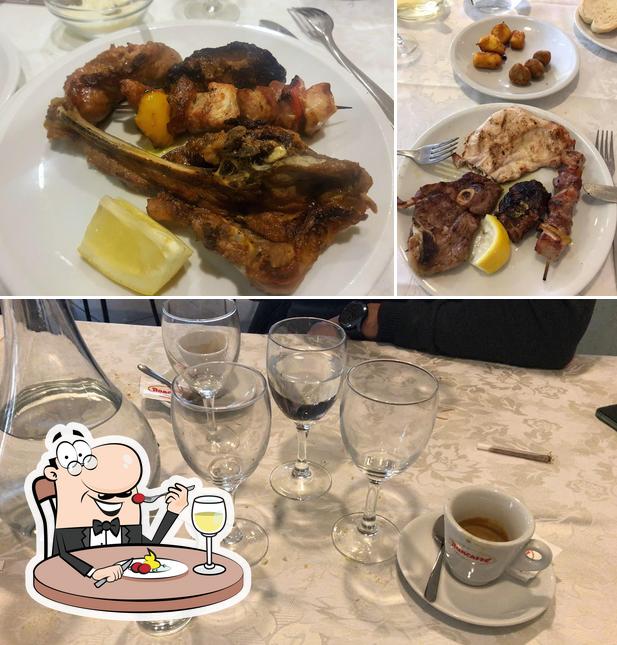 La foto di cibo e bevanda da Ristorante Passero Solitario