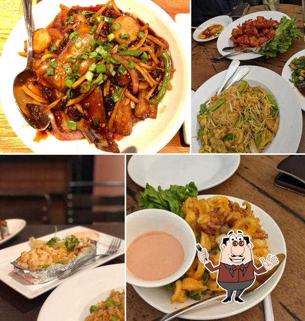 Еда в "WOKCANO Asian Restaurant & Bar"