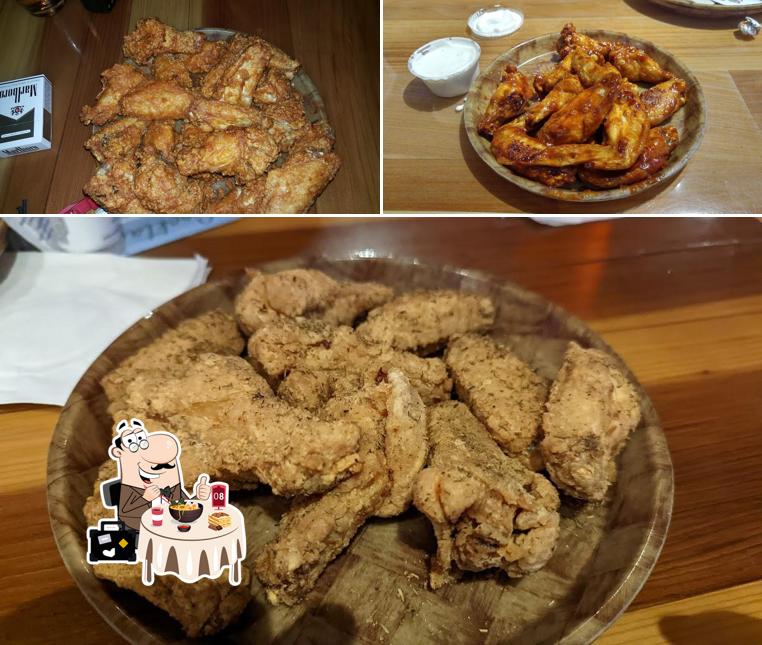 Original Hooters, 660 N Wells St in Chicago Restaurant menu and reviews