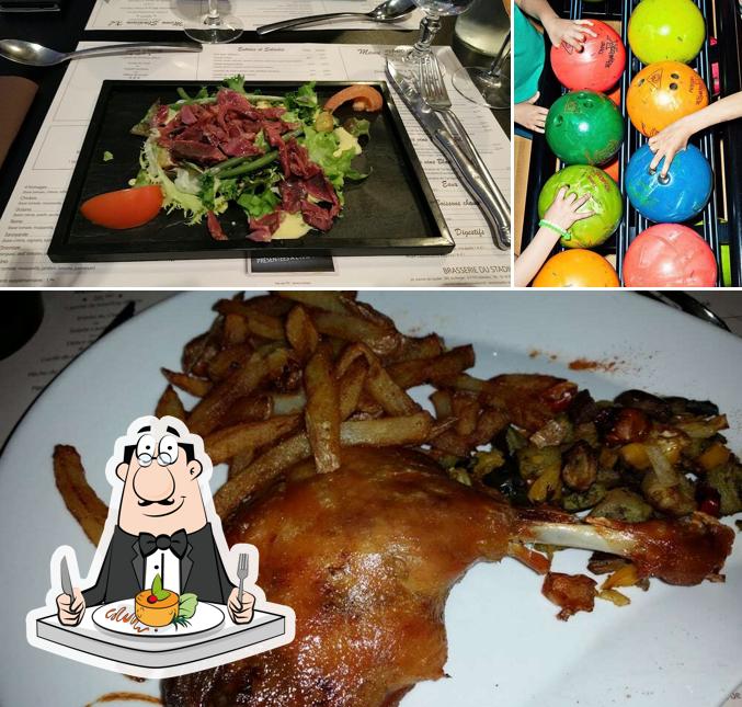Nourriture à Bowling Stadium Colomiers - Laser Game - Quiz Game - Karaoké Box - Restaurant - Billard - Club
