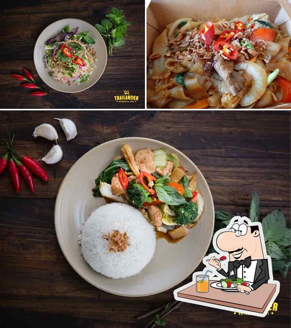 Блюда в "Thailander Victoria Gardens"
