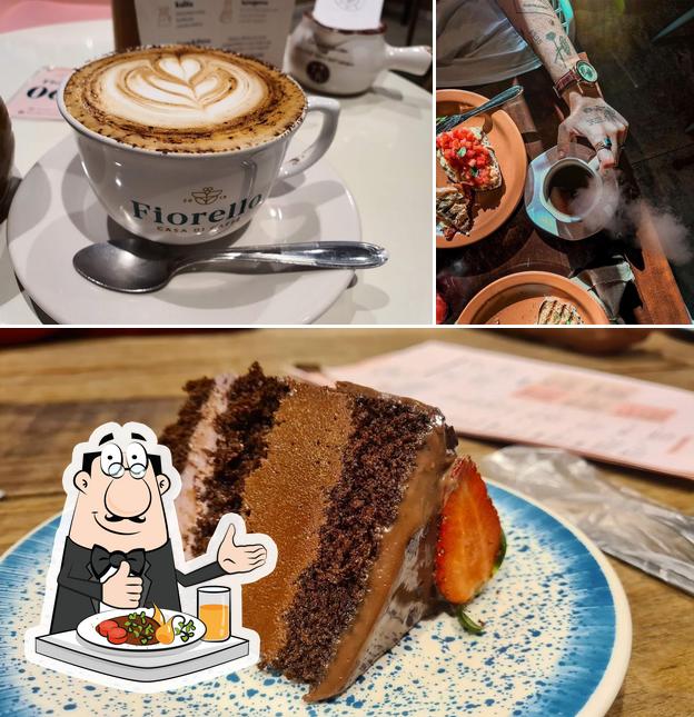A foto do Fiorello Café’s comida e bebida