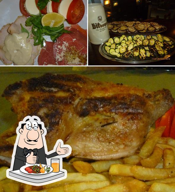 Tra le diverse cose da Risto pub di coronica e c si possono trovare la cibo e bevanda