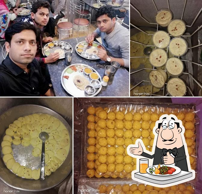 Food at GAYTRI MISTHAN