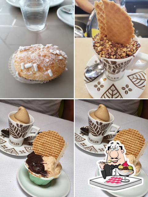 Bestellt eines der Desserts 