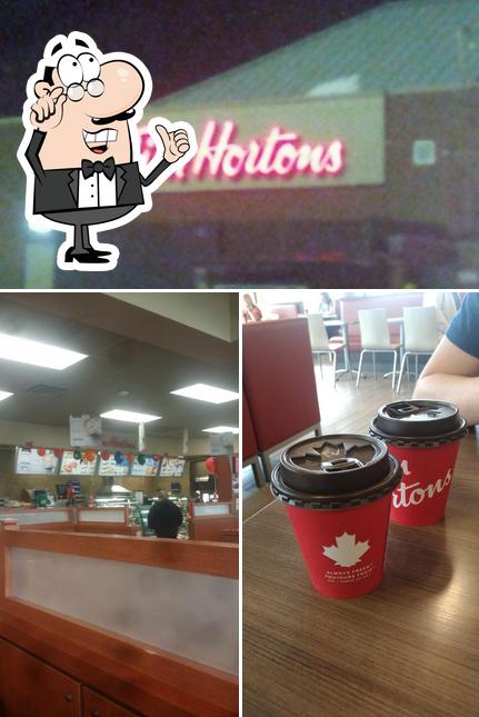 L'intérieur de Tim Hortons