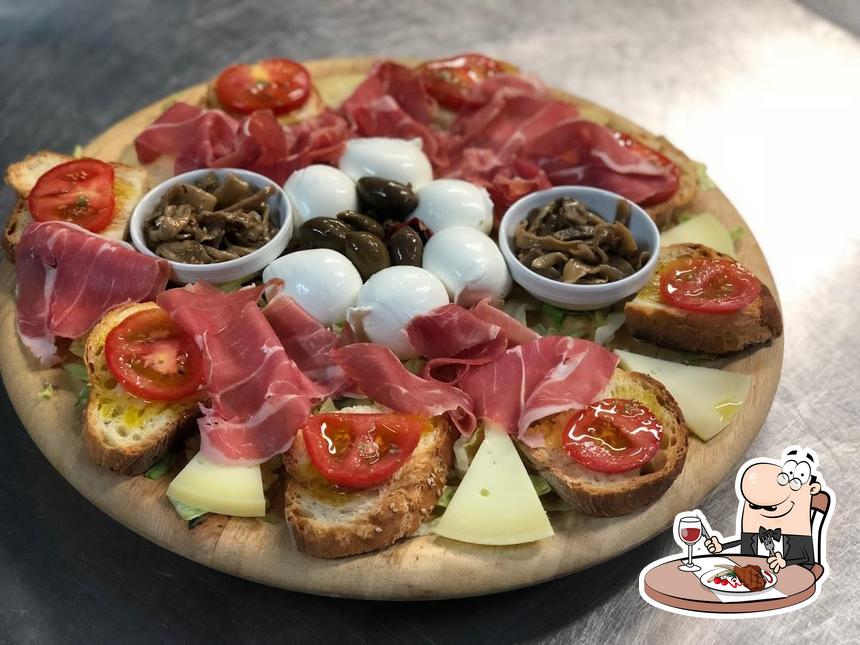 Scegli i piatti di carne a Ristorante La Coccinella