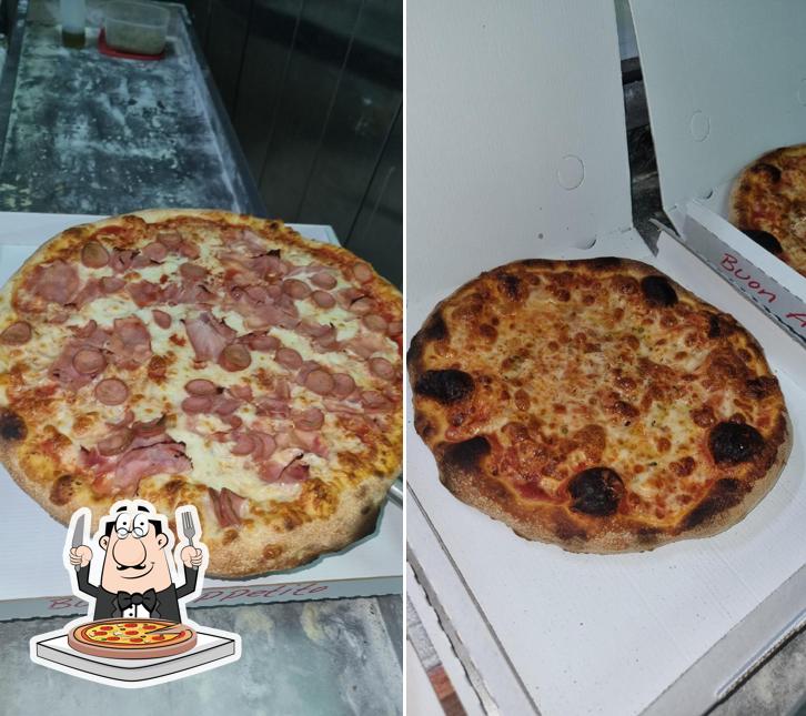 Scegli tra le svariate varianti di pizza