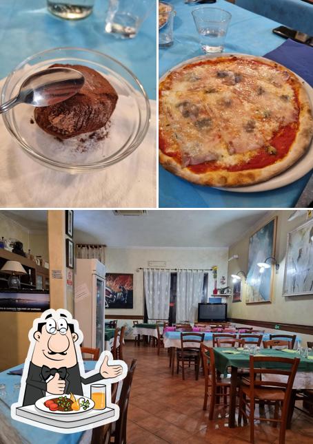 Roberto Pizza si caratterizza per la cibo e interni