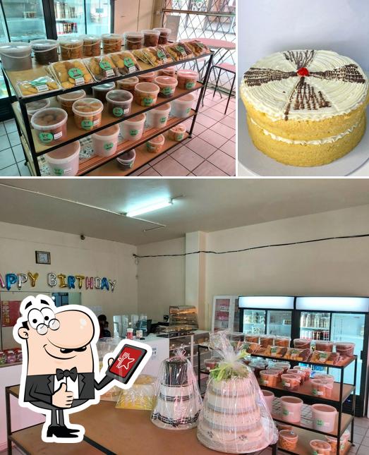 Voir la photo de Cake Sisters Bakeries