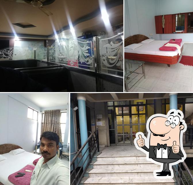OYO Kolhar Yatri Nivas Boarding And Lodging