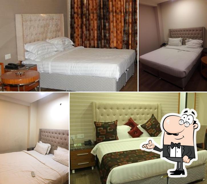 Hotel Sv Kashipur